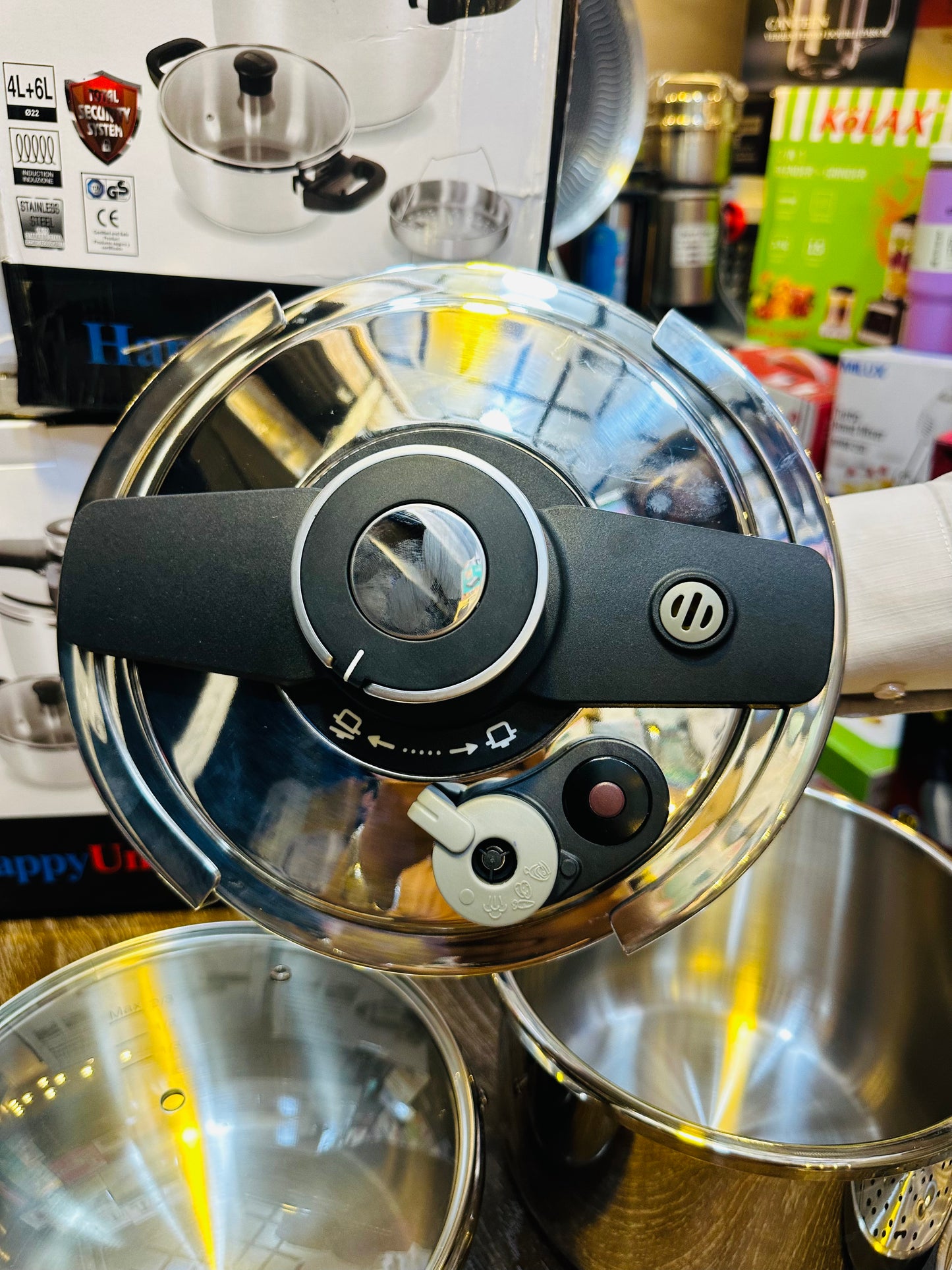 Lot Imported Unique Pro 4+6L Stainless Steel Pressure Cooker With Steamer