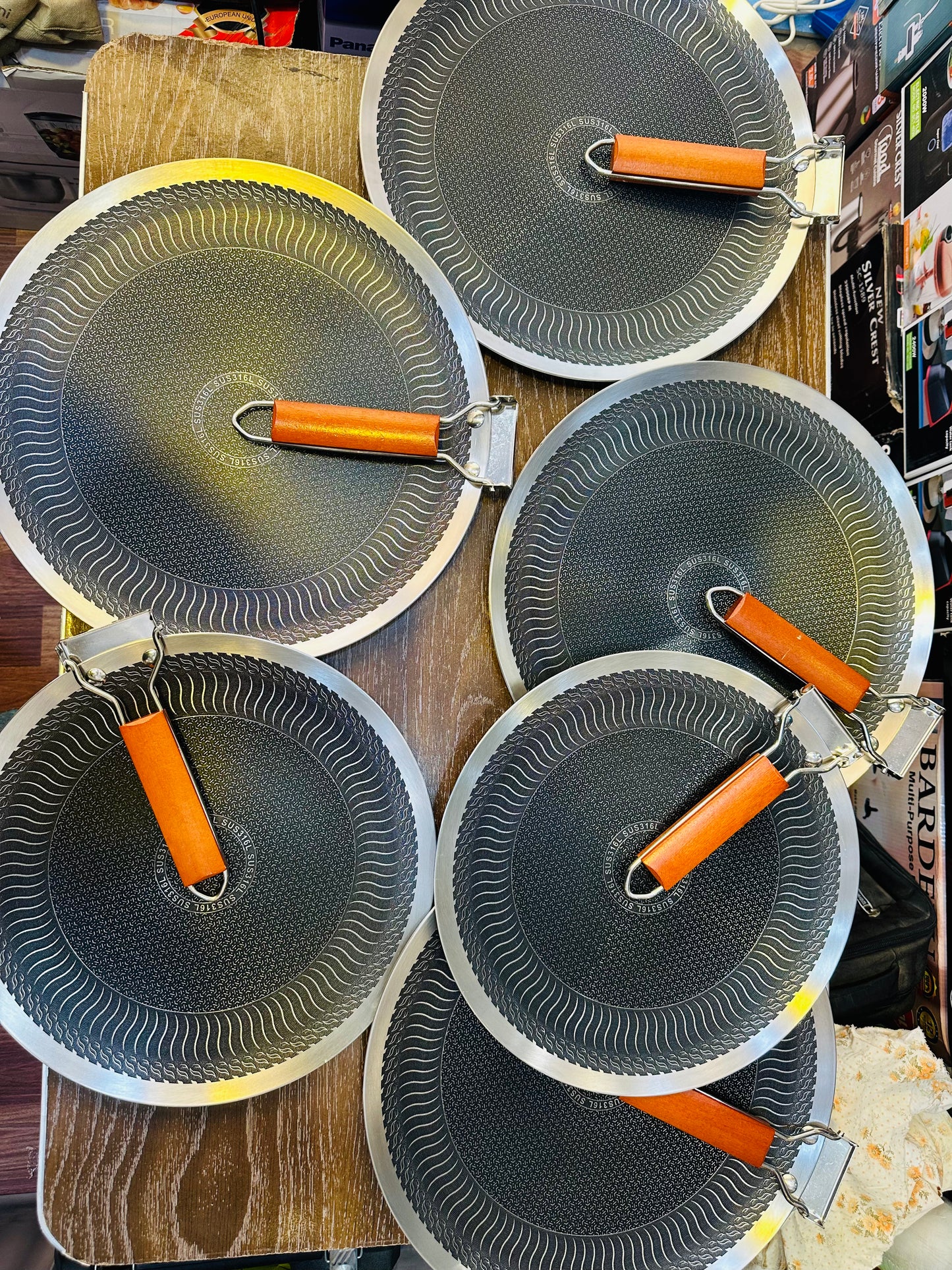 Honeycomb Laser Coated Tawa | Foldable Handle Non-Stick Pan | Stainless Steel | Imported