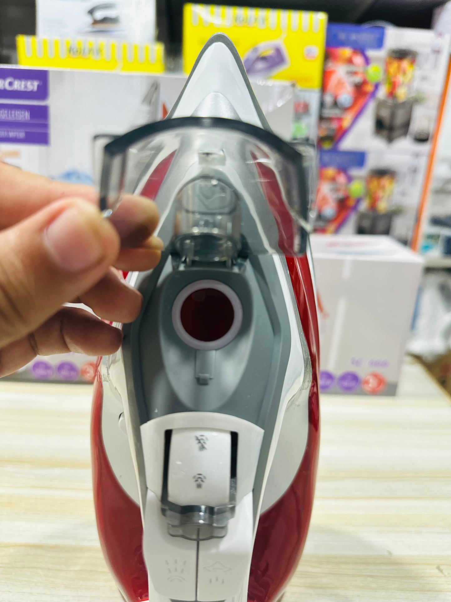 Silver Crest STEAM IRON MODEL NO .: SC-666 220-240V 50/60Hz 2600W MADE IN GERMANY