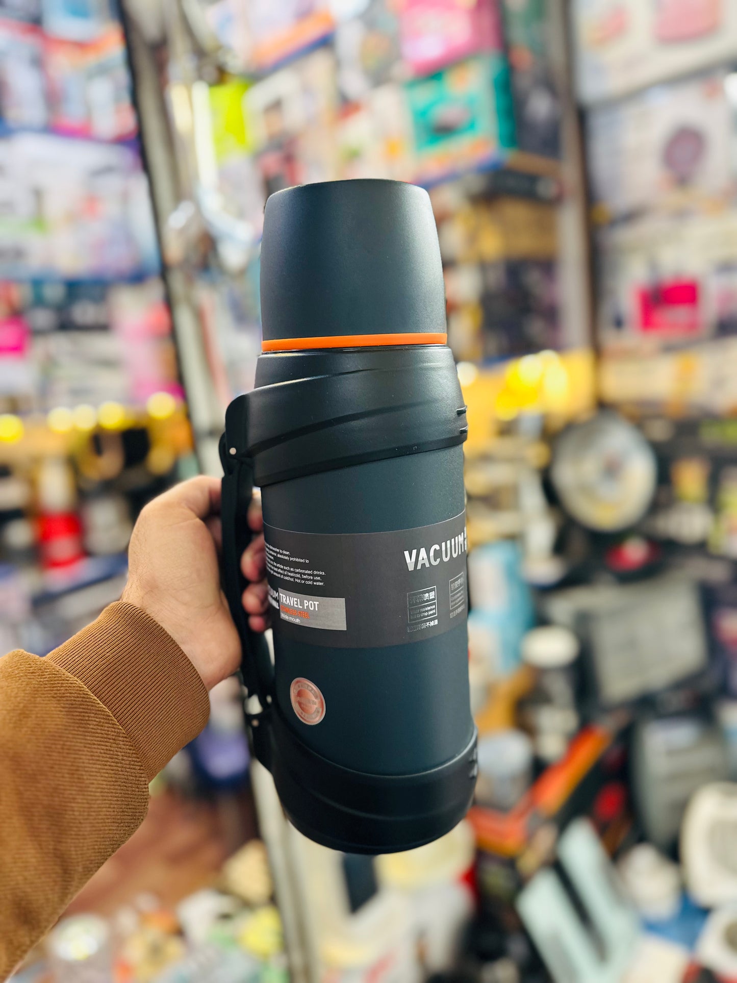 2L / 2.5L Stainless Steel Travel Thermos Flask – 48-Hour Hot & Cold Insulation