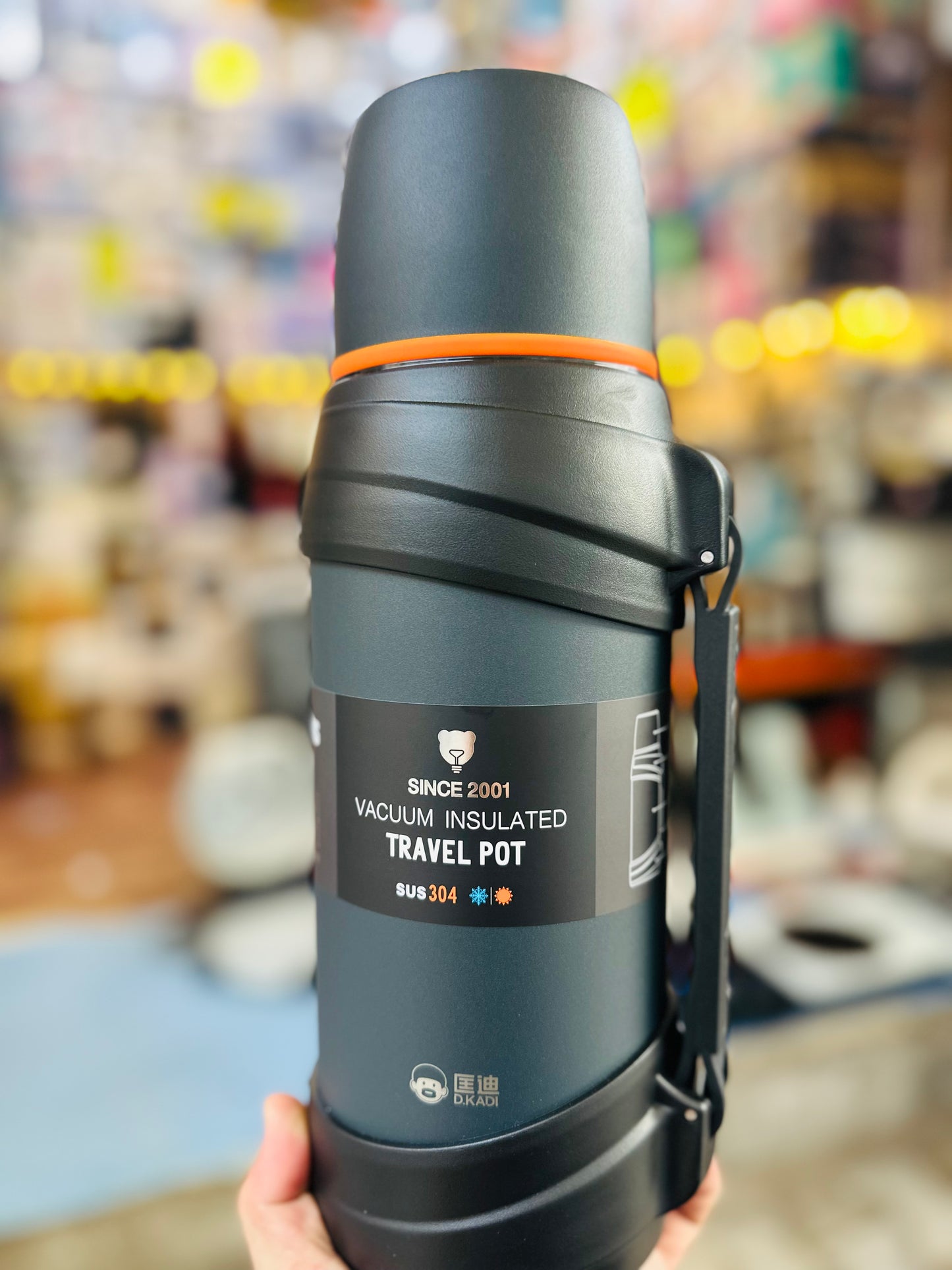 2L / 2.5L Stainless Steel Travel Thermos Flask – 48-Hour Hot & Cold Insulation