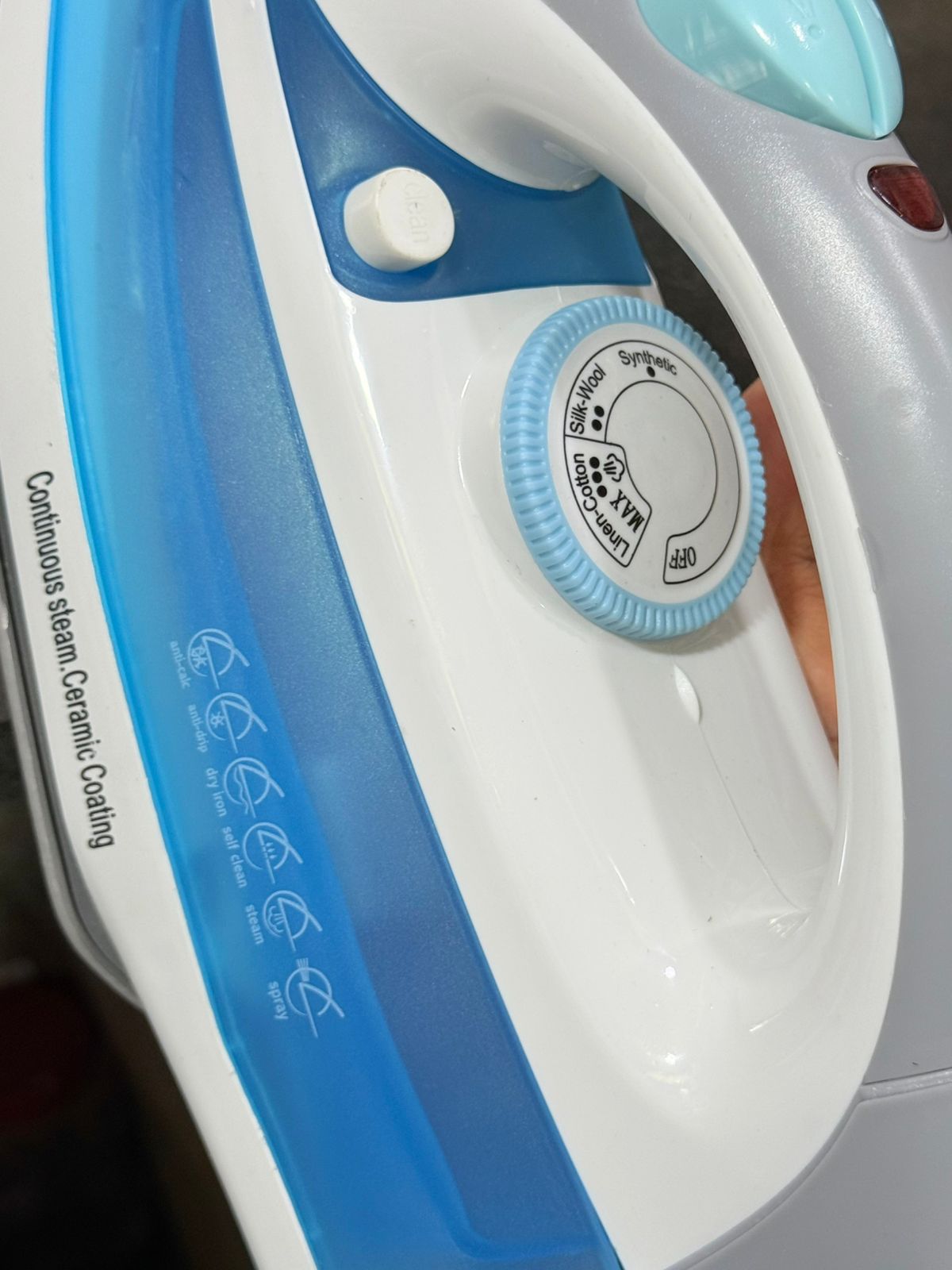 Kenwood ST8027 Steam Iron | Ijaz Electronics