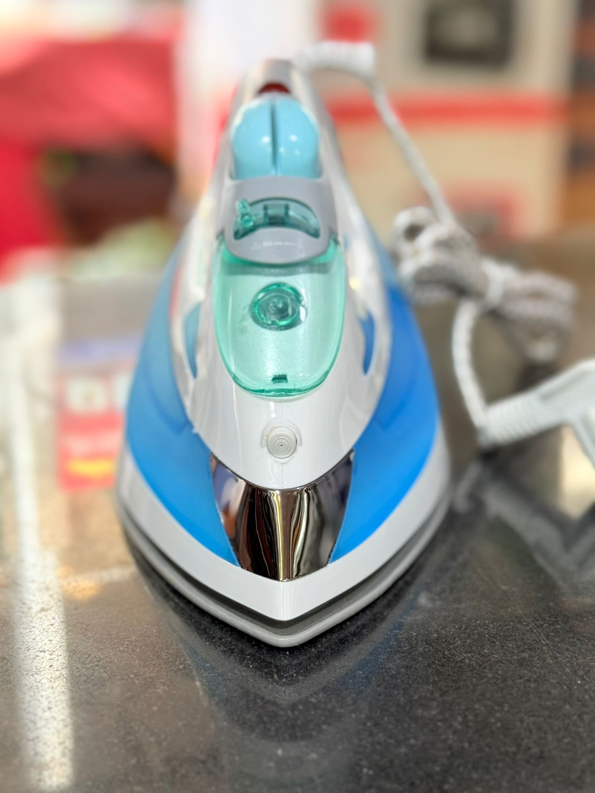 Kenwood ST8027 Steam Iron | Ijaz Electronics