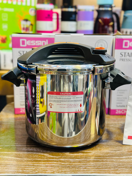 STAINLESS STEEL PRESSURE COOKER 12.L.   Italy 🇮🇹
