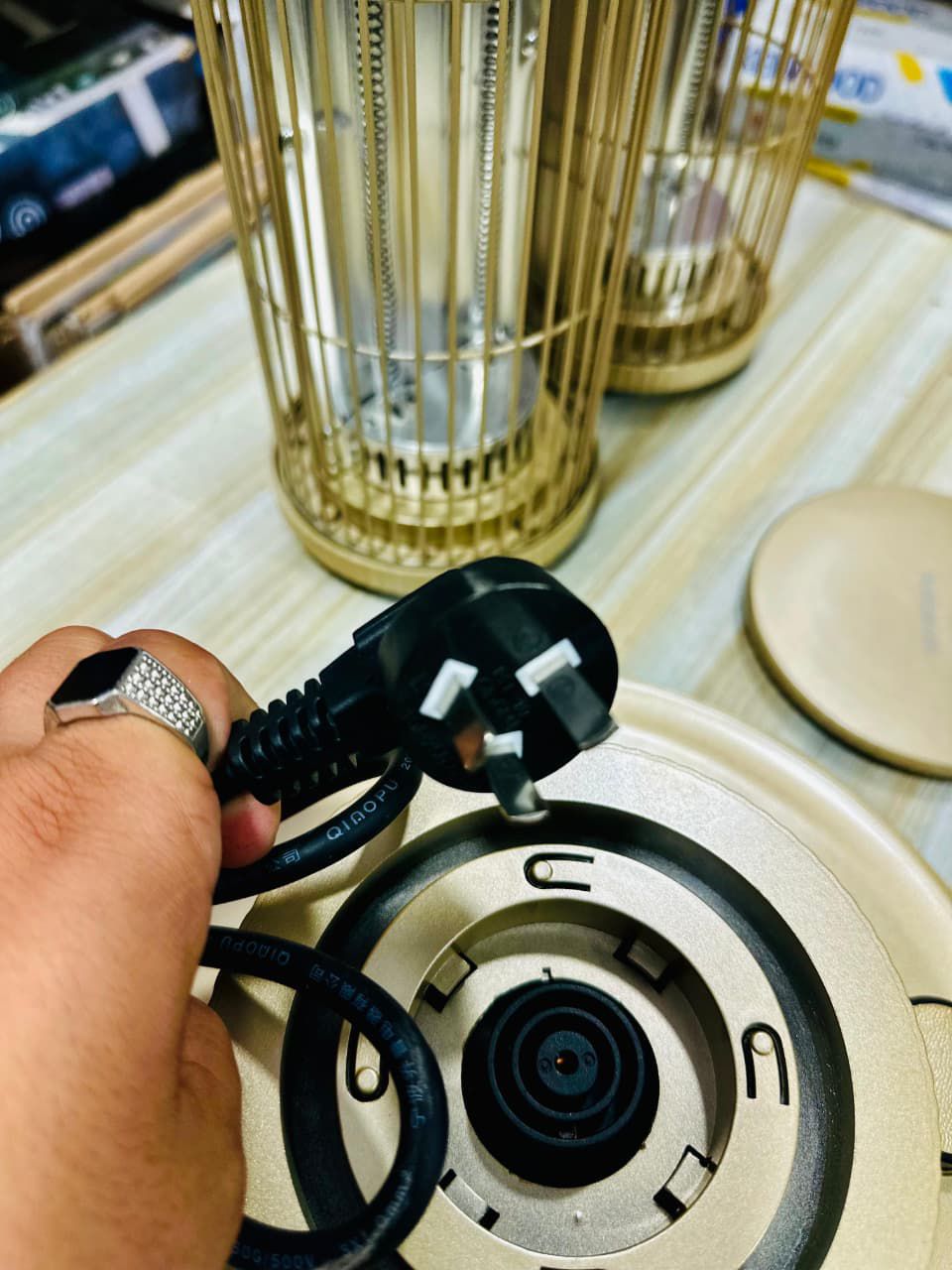 Skyworth Electric Heater 1600W – Powerful 4 Rod Heating System